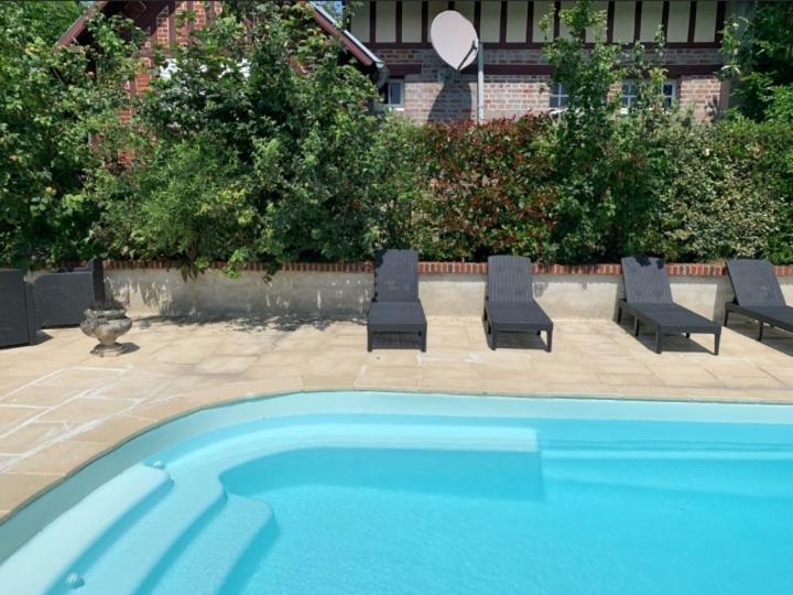 Chambres d'hôtes Les Roches Noires Trouville-sur-Mer Exterior foto